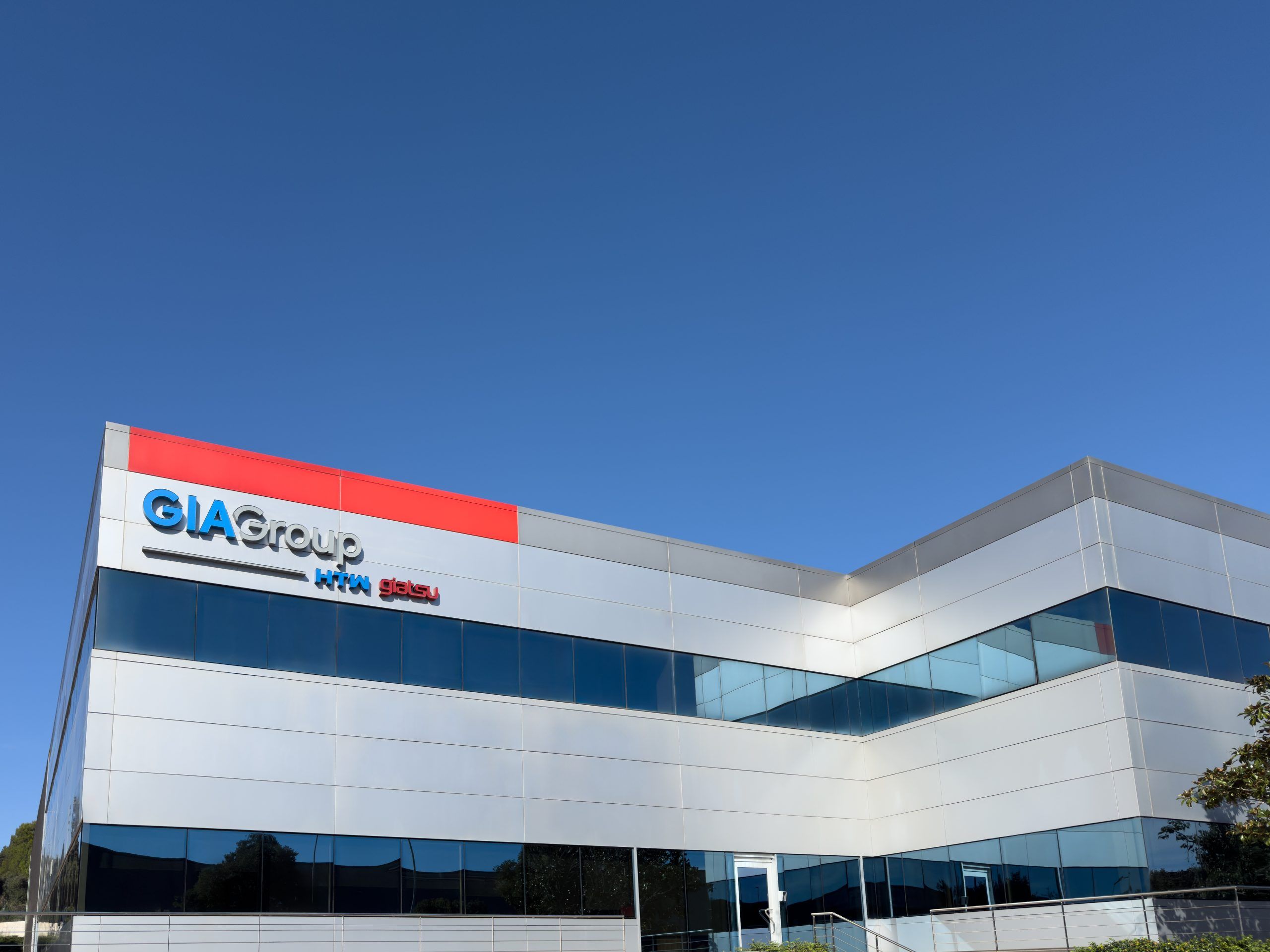 Façana GIA Group perspectiva